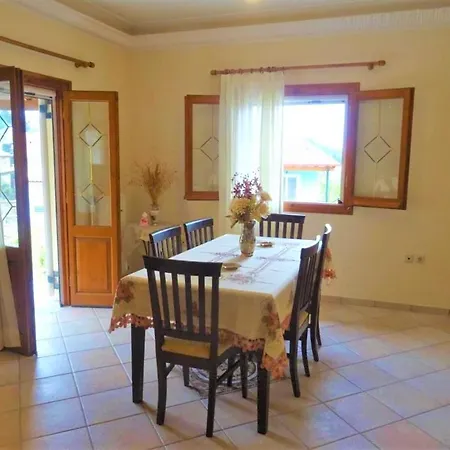 Pitsa's House Ferienhaus